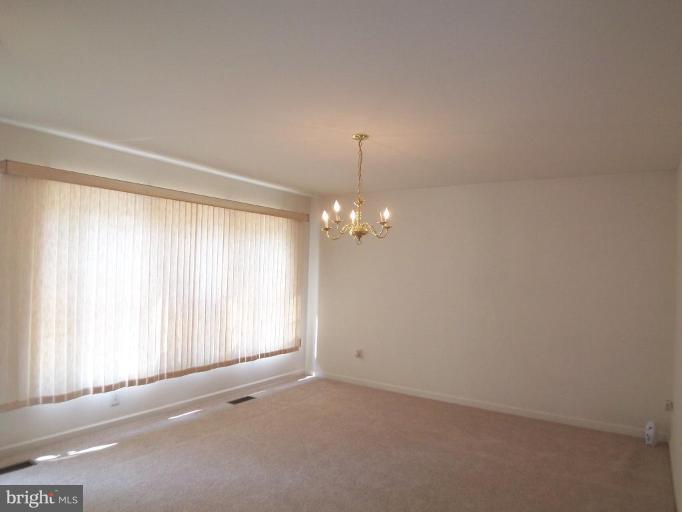 331 Enfield Road Joppa, MD 21085 - Photo 6 of 30 Dining Room