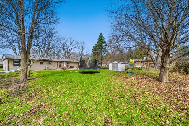 1412 Beach Road McHenry, IL 60050 - Photo 16 of 18