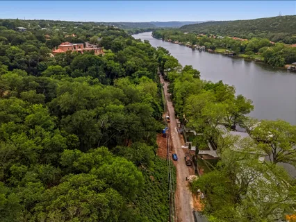 $525,000 | 2803 Edgewater Drive, Austin, TX 78733