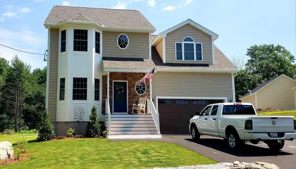 $699,990 | 1 Peaceful Drive, Pelham, NH 03076