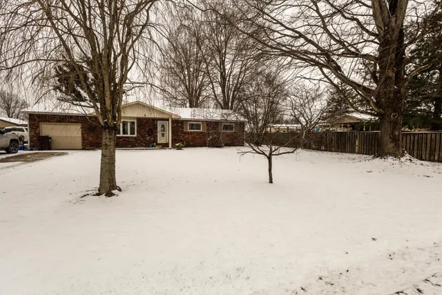 $219,000 | 247 Spruce Lane, Hanover, IN 47243