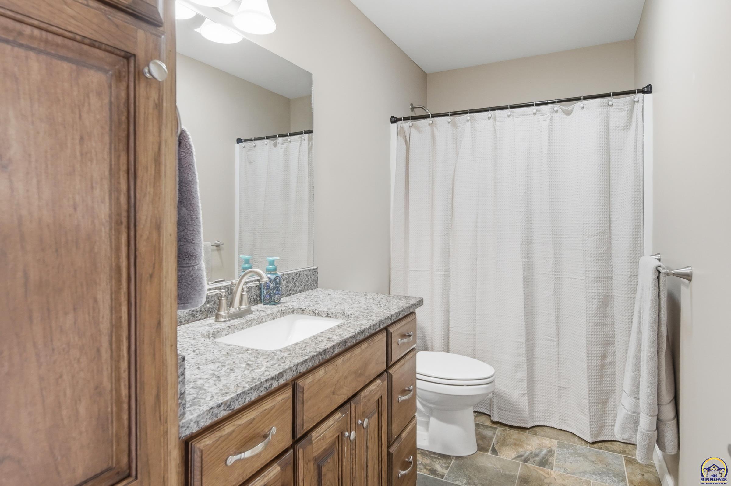 3334 Southwest 43rd Street Topeka, KS 66610 - Photo 17 of 32