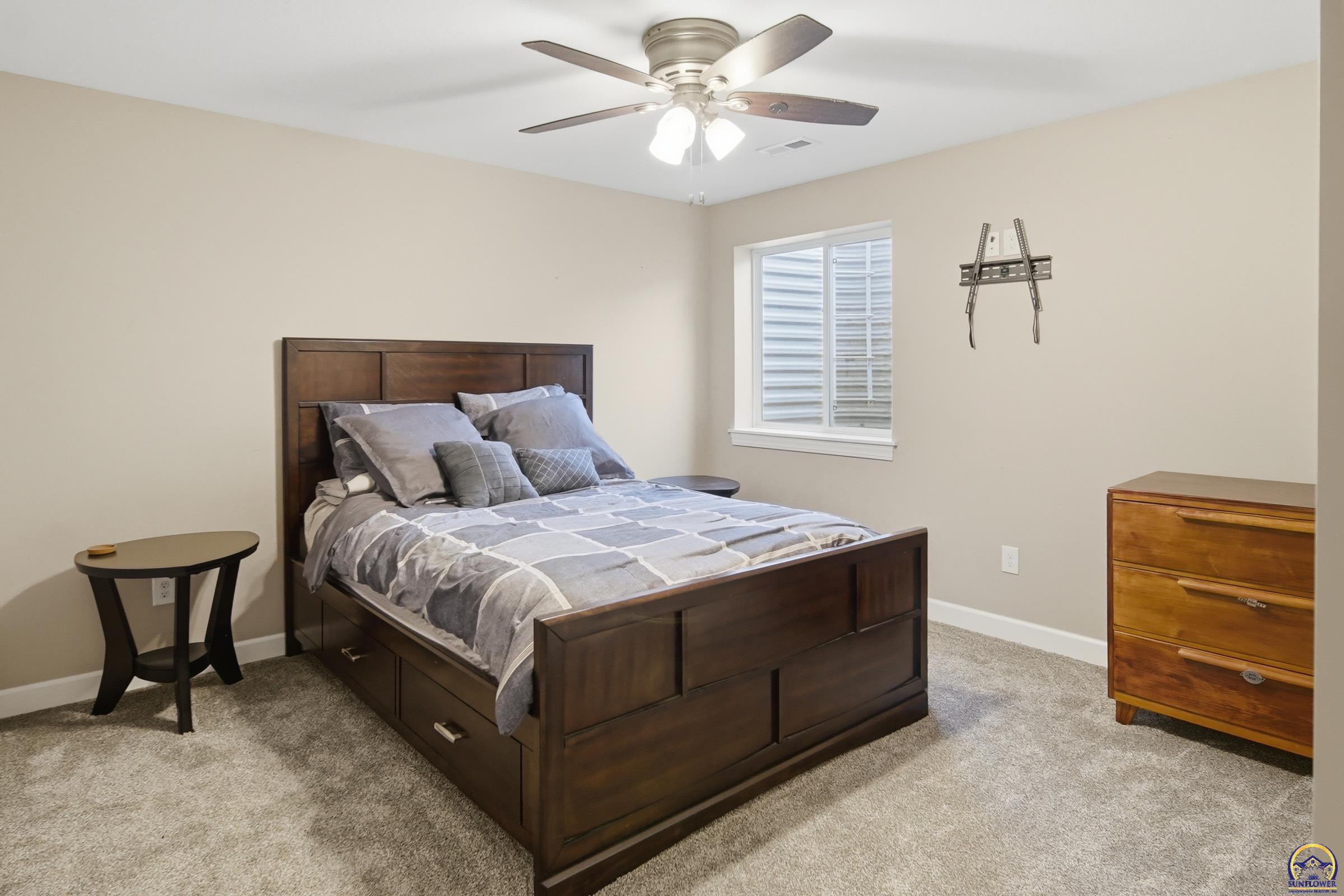 3334 Southwest 43rd Street Topeka, KS 66610 - Photo 26 of 32