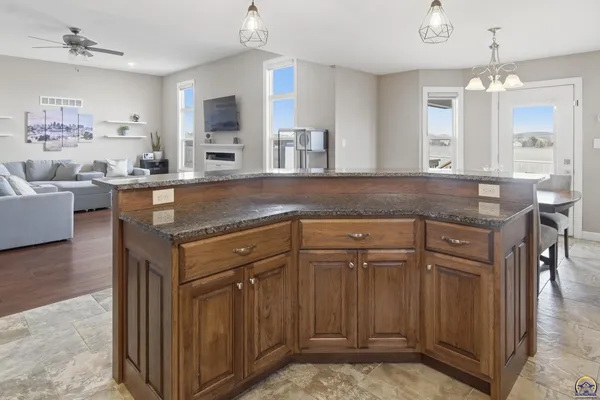 $460,000 | 3334 Southwest 43rd Street, Topeka, KS 66610