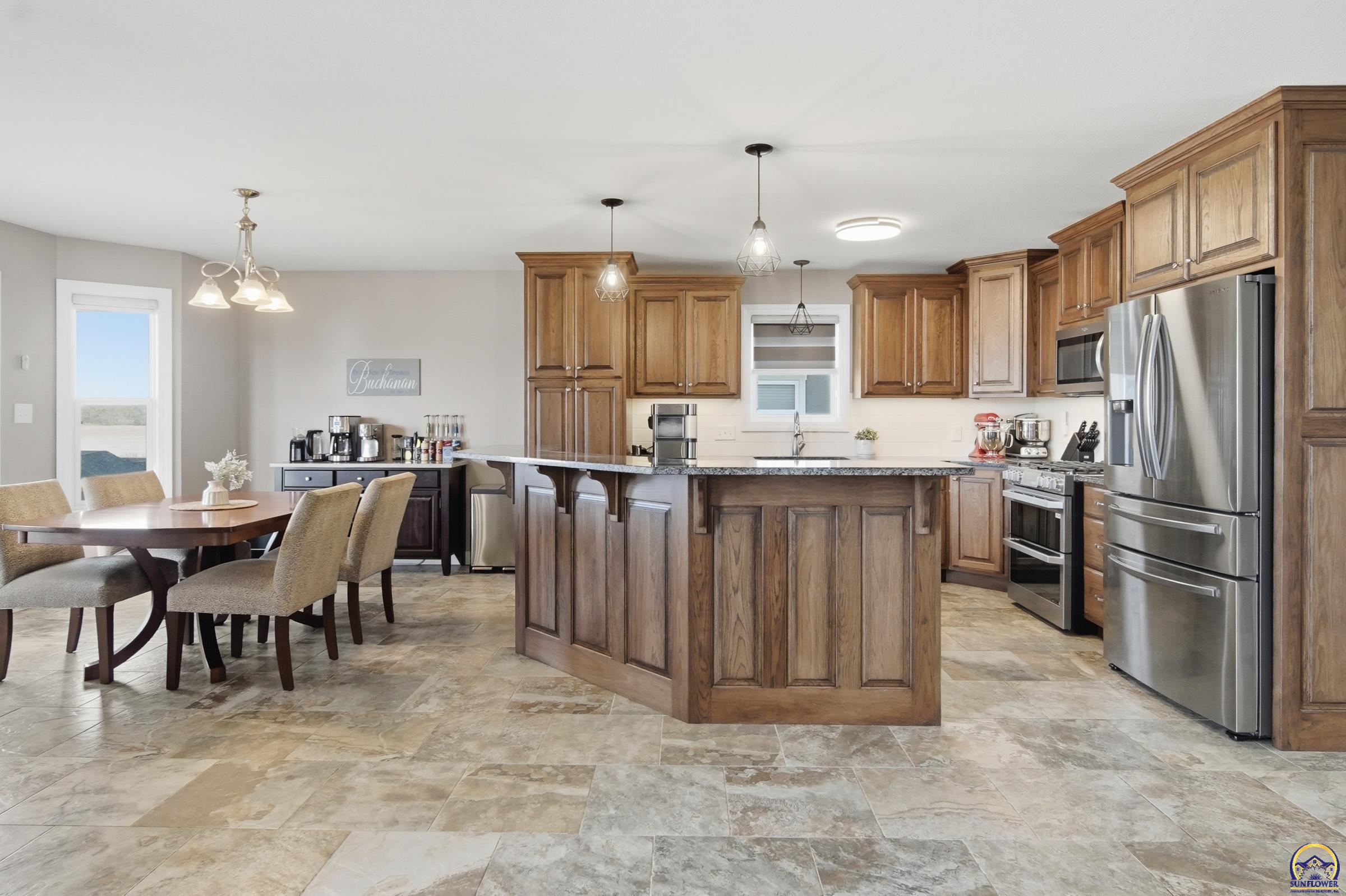 3334 Southwest 43rd Street Topeka, KS 66610 - Photo 9 of 32