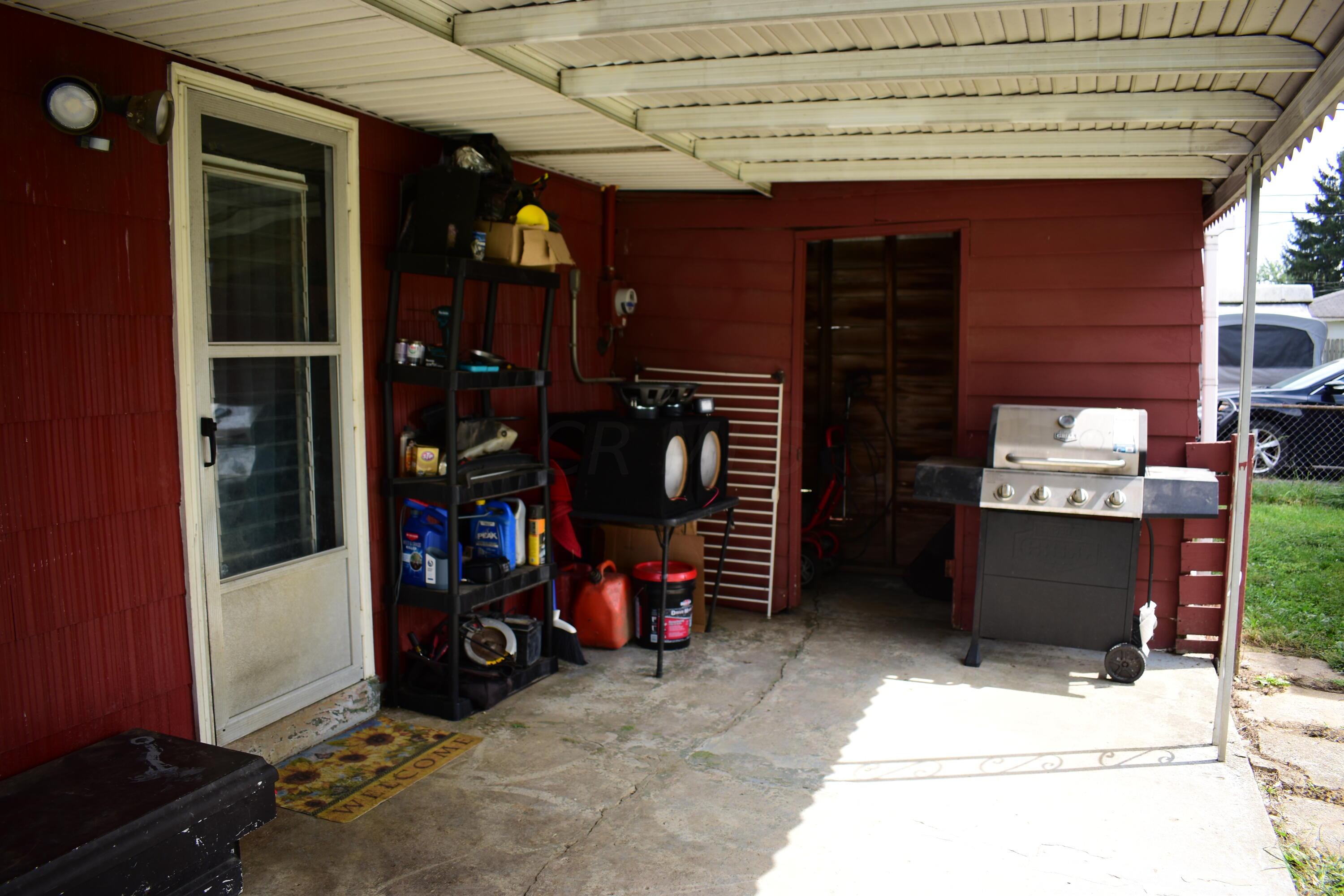 845 Hilock Road Columbus, OH 43207 - Photo 7 of 16 DSC_0179