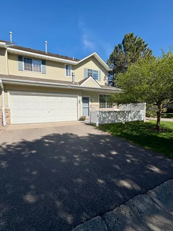 $300,000 | 3128 Juniper Lane, Unit F, Woodbury, MN 55125
