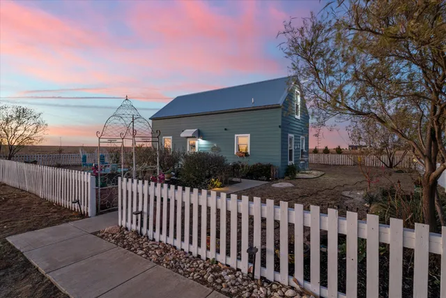 $580,000 | 3370 Drill Stem Road, Levelland, TX 79336