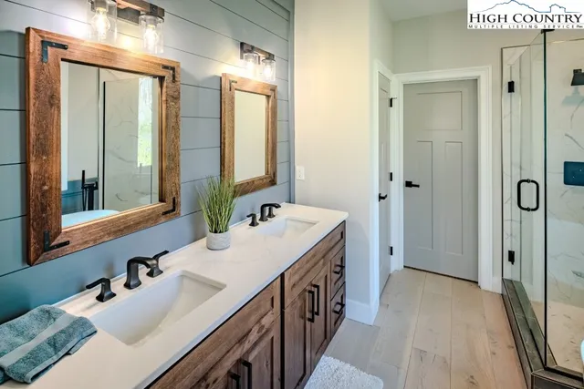 $1,250,000 | 118 Linville River Drive, Linville, NC 28646