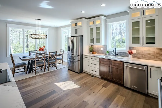 $1,250,000 | 118 Linville River Drive, Linville, NC 28646