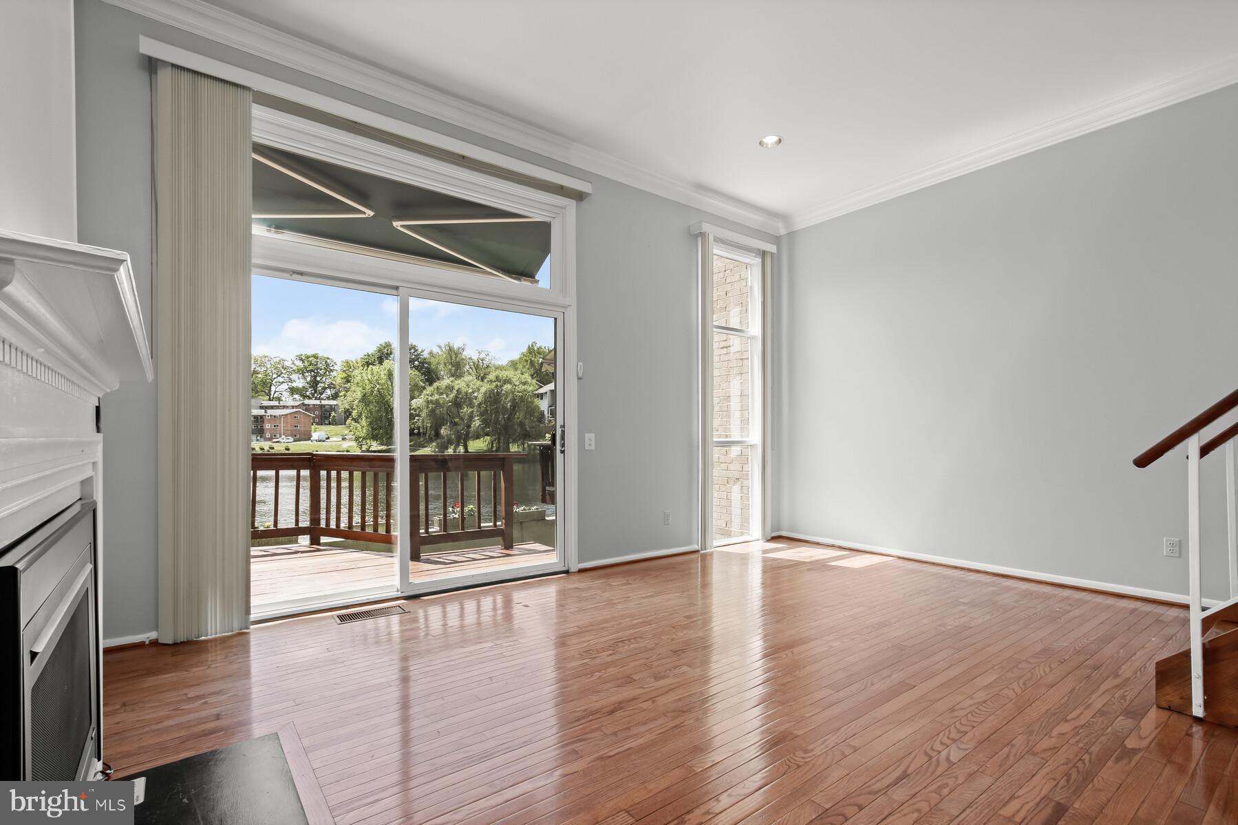 136 New Mark Esplanade Rockville, MD 20850 - Photo 7 of 66