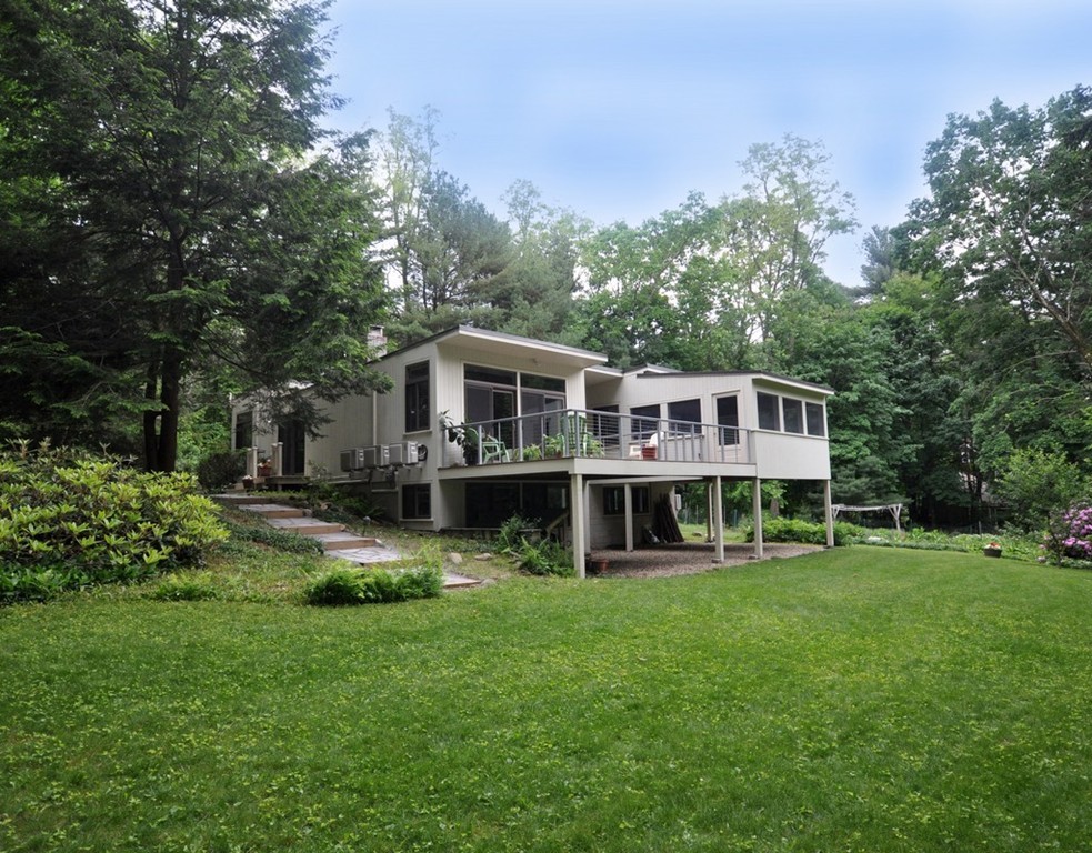 13 Old Concord Road Lincoln, MA 01773 - Photo 1 of 17