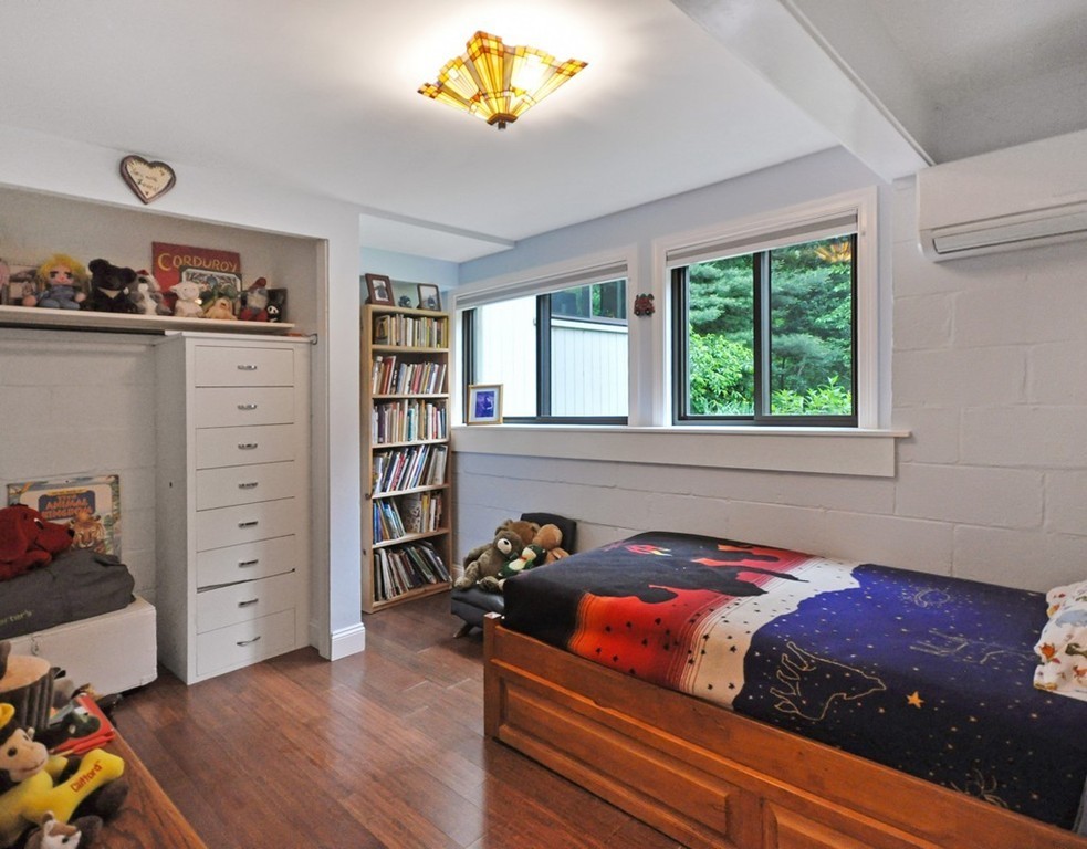 13 Old Concord Road Lincoln, MA 01773 - Photo 12 of 17