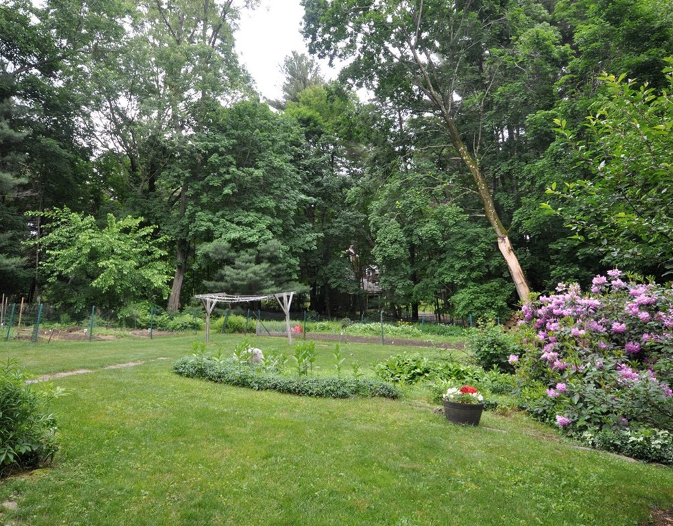 13 Old Concord Road Lincoln, MA 01773 - Photo 15 of 17