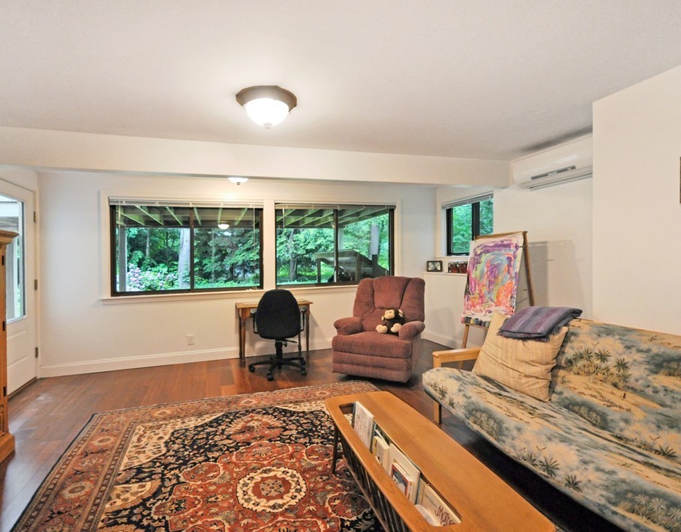 13 Old Concord Road Lincoln, MA 01773 - Photo 10 of 17