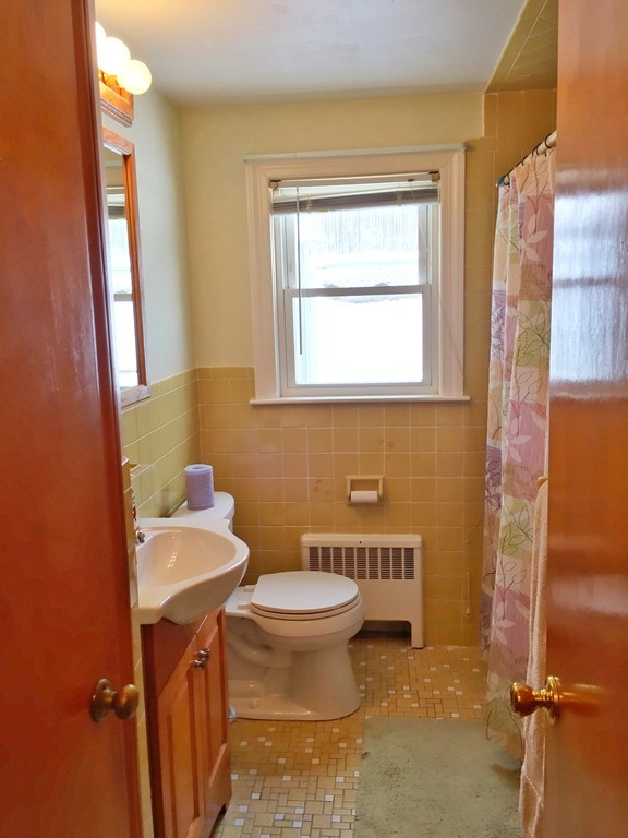 35 Bird Road Norwood, MA 02062 - Photo 16 of 24 Gallery Image 16
