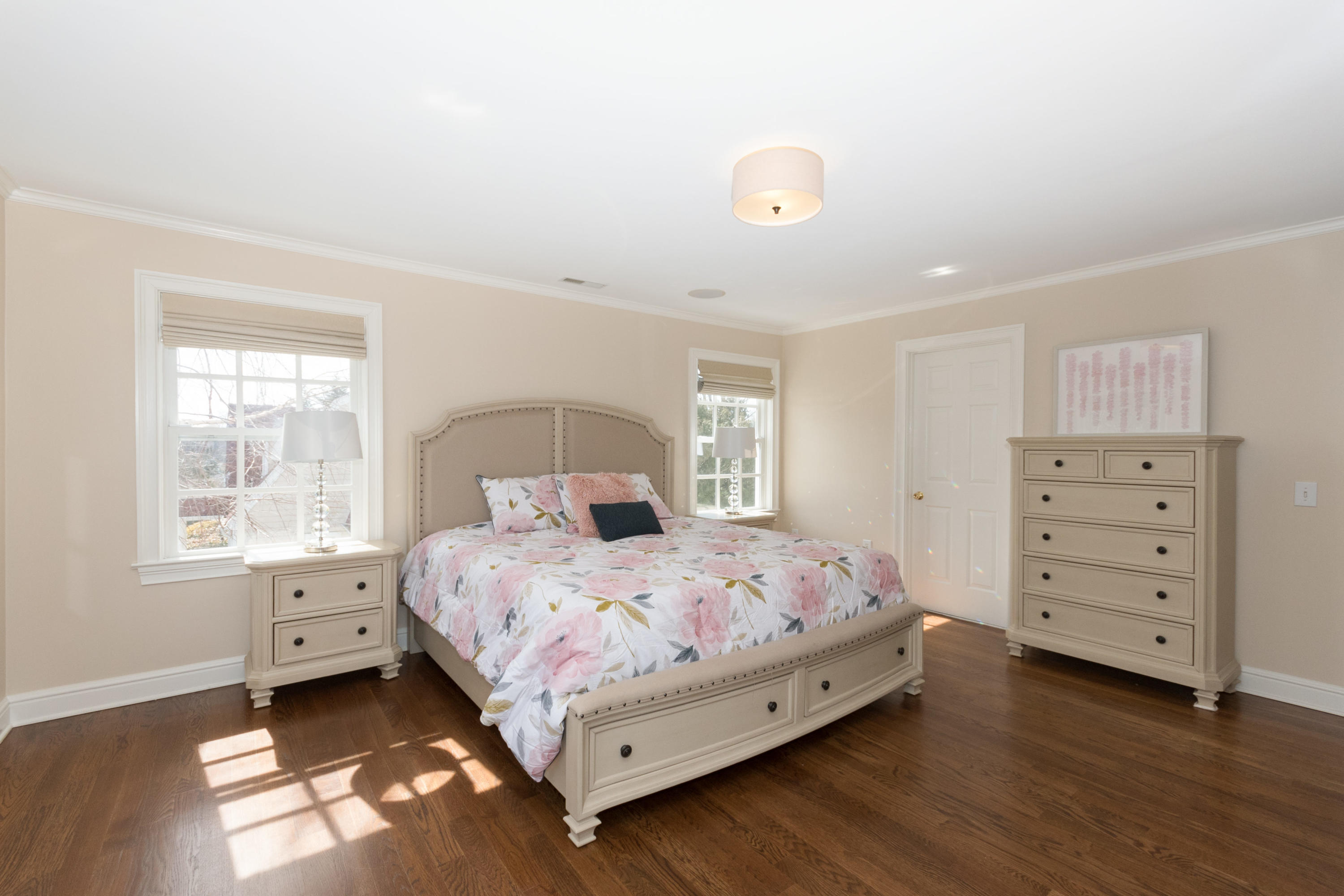 4 Beach Drive Darien, CT 06820 - Photo 25 of 47 a bedroom with a bed and a window