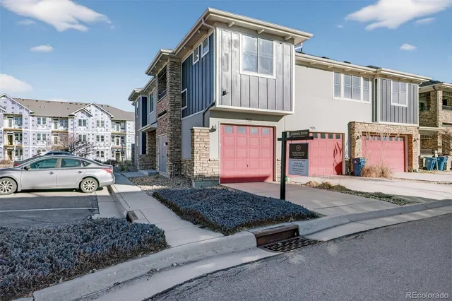 $290,000 | 9300 East Florida Avenue, Unit 901, Denver, CO 80247