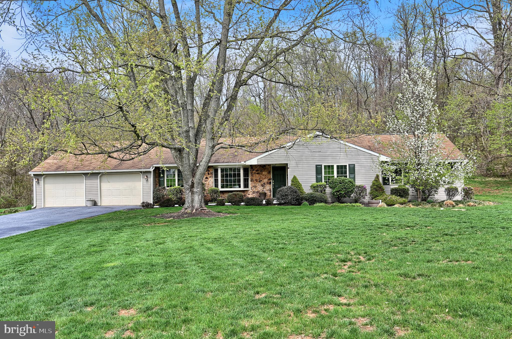 580 Nauvoo Road Lewisberry, PA 17339 - Photo 2 of 51