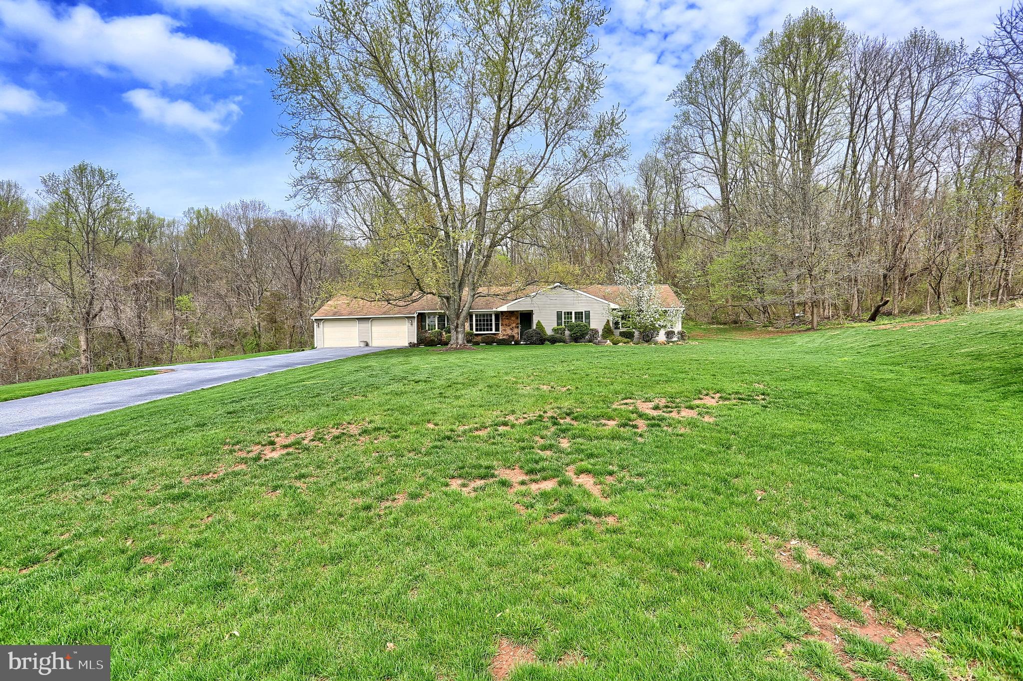 580 Nauvoo Road Lewisberry, PA 17339 - Photo 3 of 51