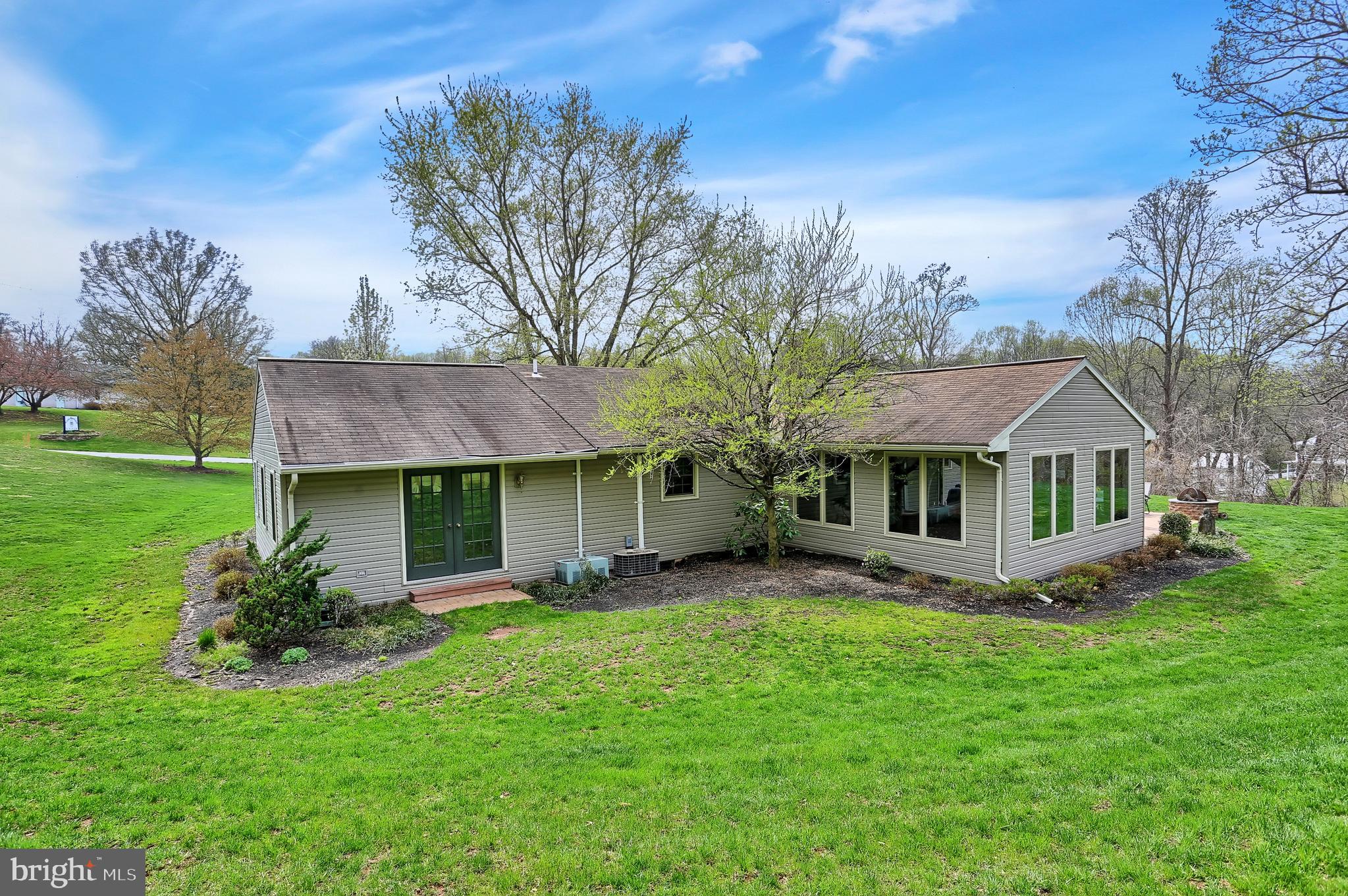 580 Nauvoo Road Lewisberry, PA 17339 - Photo 5 of 51