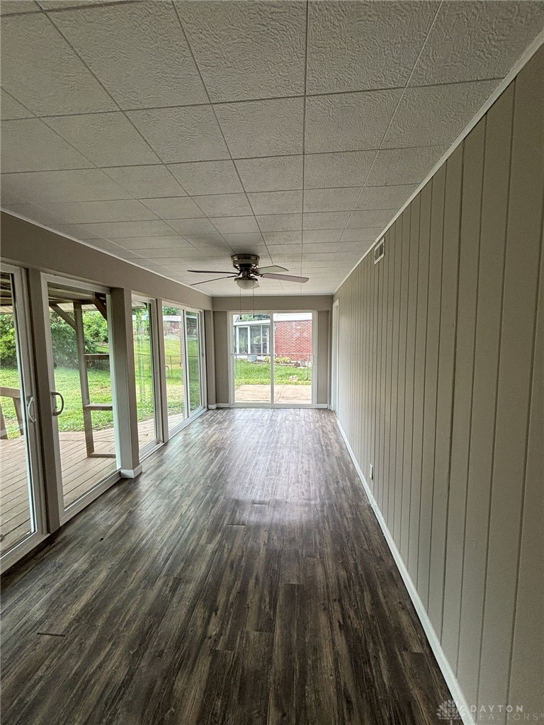 6435 Highbury Road Huber Heights, OH 45424 - Photo 11 of 37