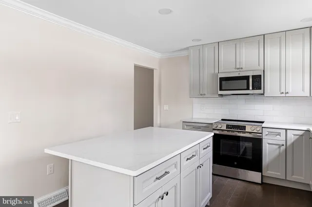 $554,900 | 3313 Pierson Drive, Wilmington, DE 19810