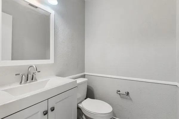 $409,900 | 408 Gaddy Street, Farmersville, TX 75442