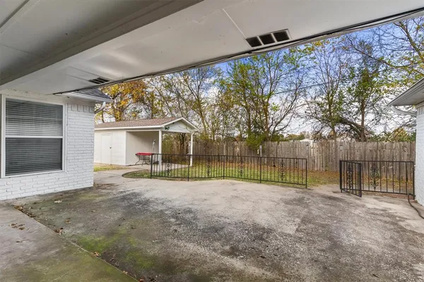 $409,900 | 408 Gaddy Street, Farmersville, TX 75442