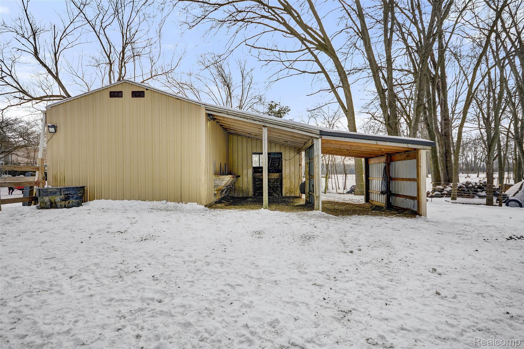 6187 Hellner Road Ann Arbor, MI 48105 - Photo 32 of 50 Hellner_40.jpg