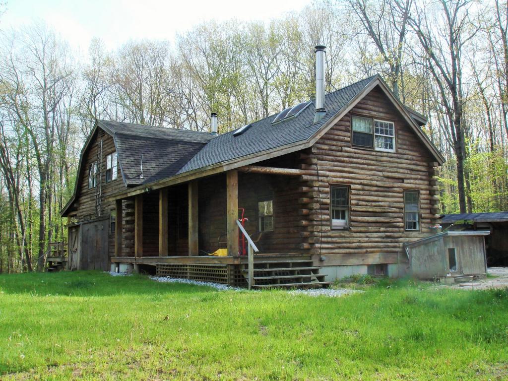 492 Old Turnpike Road Epsom, NH 03234 - Photo 2 of 12