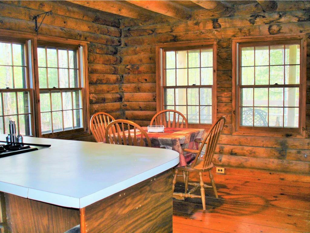 492 Old Turnpike Road Epsom, NH 03234 - Photo 6 of 12