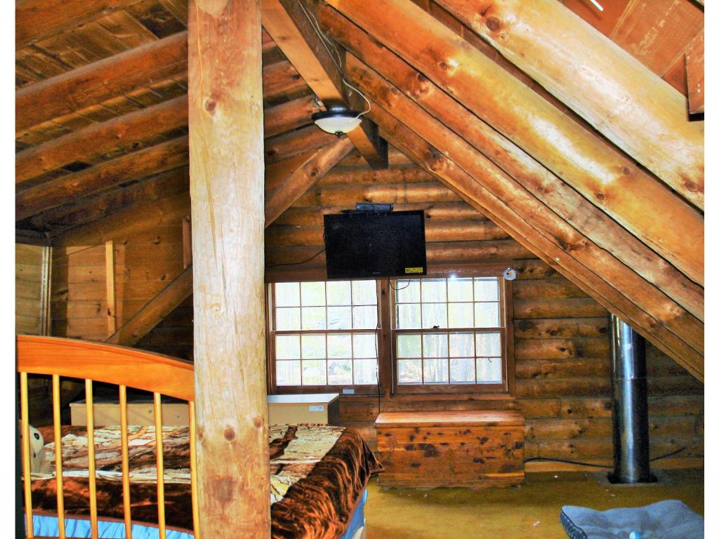 492 Old Turnpike Road Epsom, NH 03234 - Photo 8 of 12