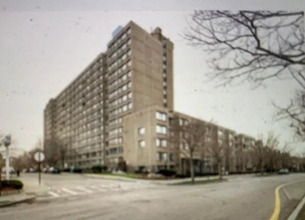 $3,300 | 1731 Beacon Street, Unit 1213, Brookline, MA 02445