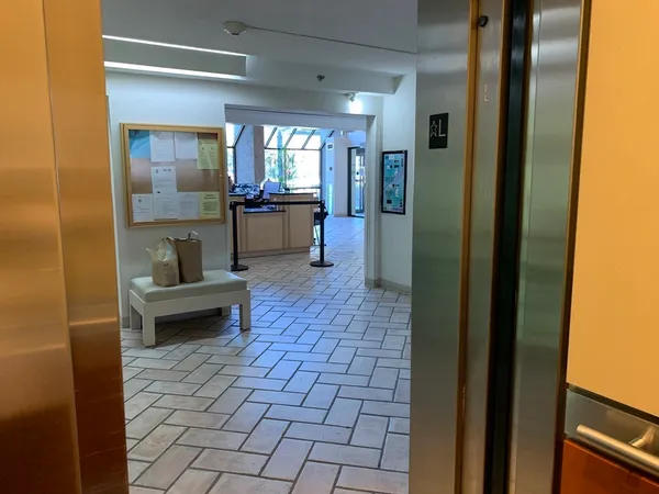 $3,300 | 1731 Beacon Street, Unit 1213, Brookline, MA 02445