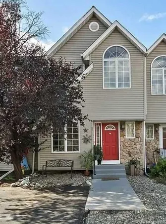$3,298 | 64 Roundtree Court, Beacon, NY 12508