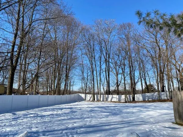 $3,298 | 64 Roundtree Court, Beacon, NY 12508