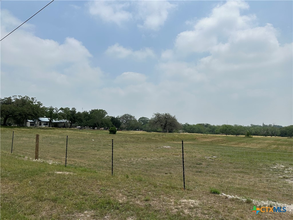 725 Post Oak Road Goliad, TX 77963 - Photo 9 of 21