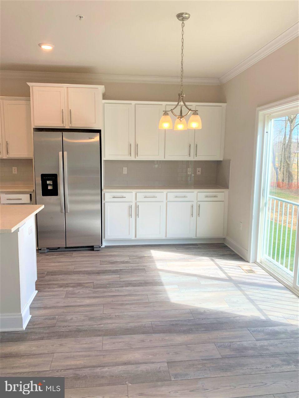 698 Stonegate Road Westminster, MD 21157 - Photo 5 of 27 Gallery Image 5