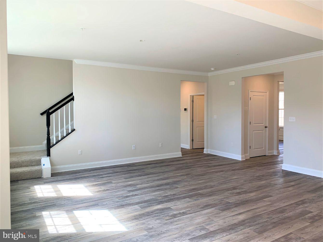 698 Stonegate Road Westminster, MD 21157 - Photo 8 of 27 Gallery Image 8