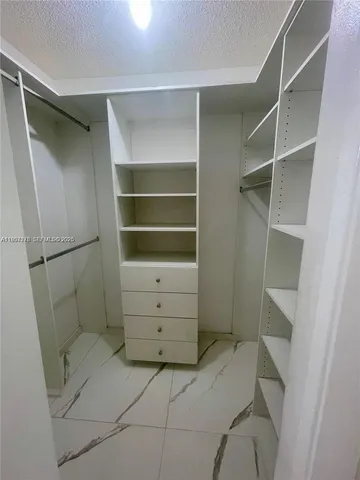 $2,500 | 403 Lakeview Drive, Unit 106, Weston, FL 33326