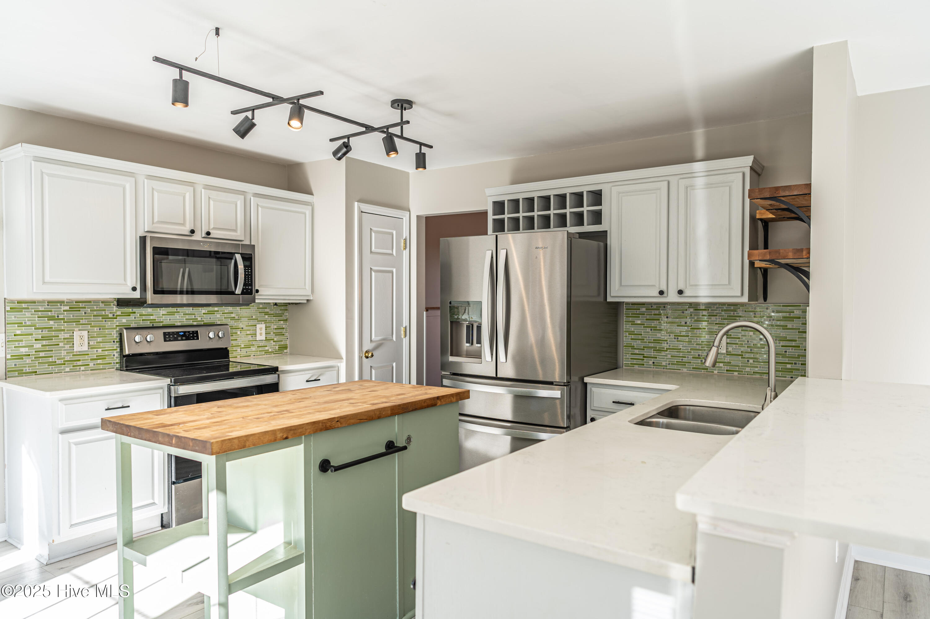 130 Covenant Road Whispering Pines, NC 28327 - Photo 24 of 41 DSC02074