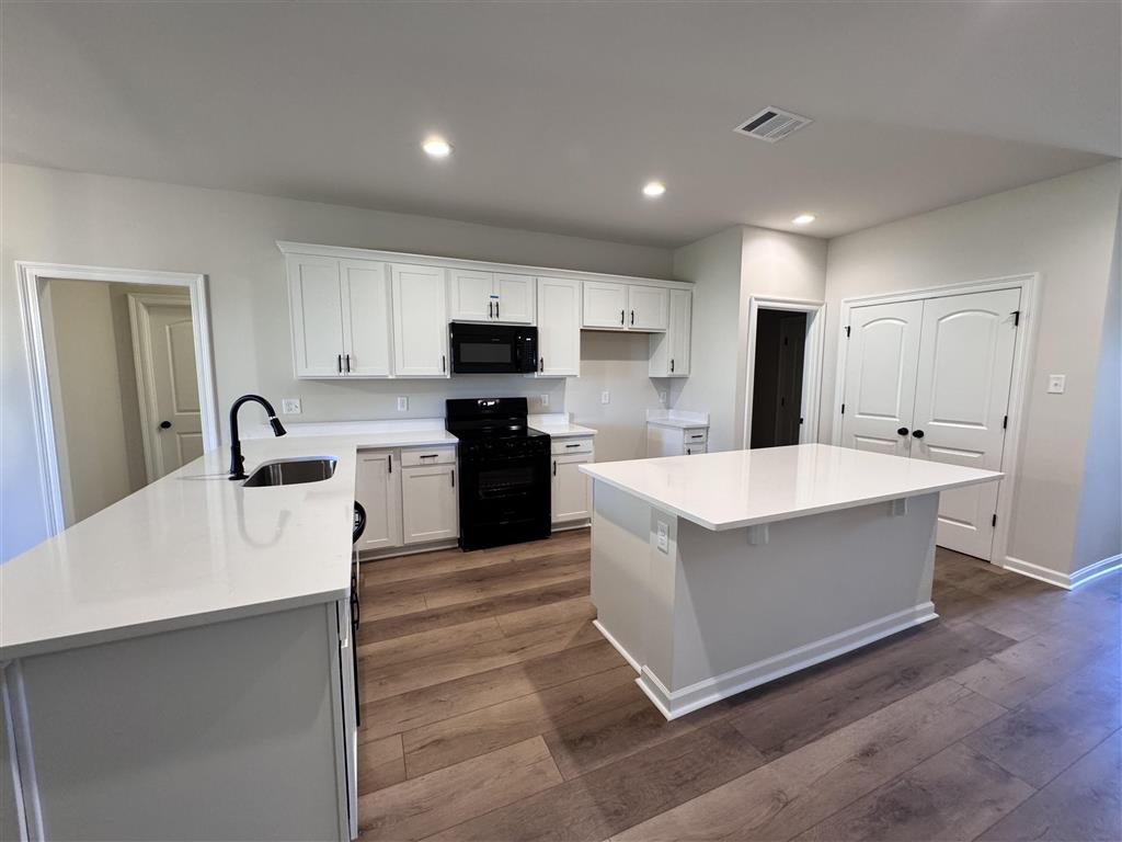 1834 Bowen Road Lake Charles, LA 70611 - Photo 3 of 9 Gallery Image 3