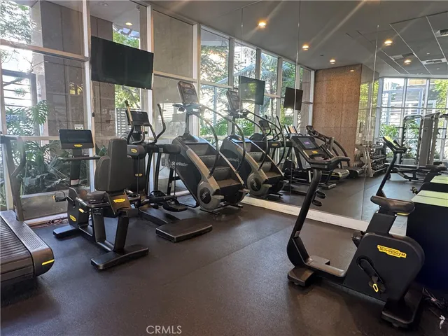 $3,800 | 801 South Grand Avenue, Unit 2203, Los Angeles, CA 90017