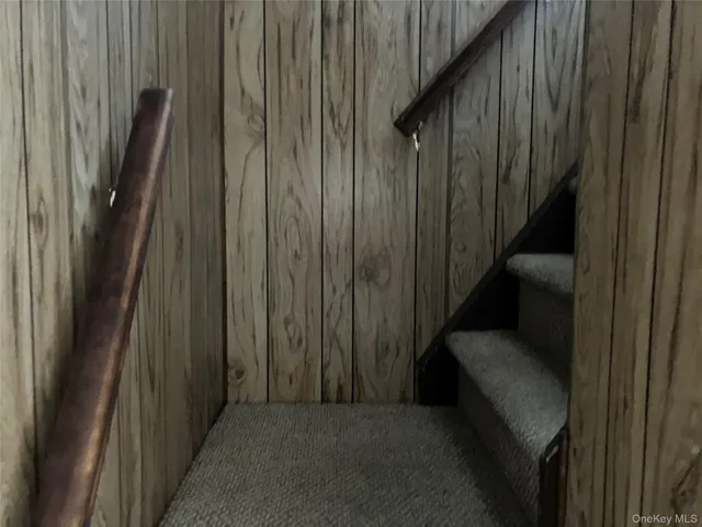 $789,000 | 24302 Superior, Floral Park, NY 11001