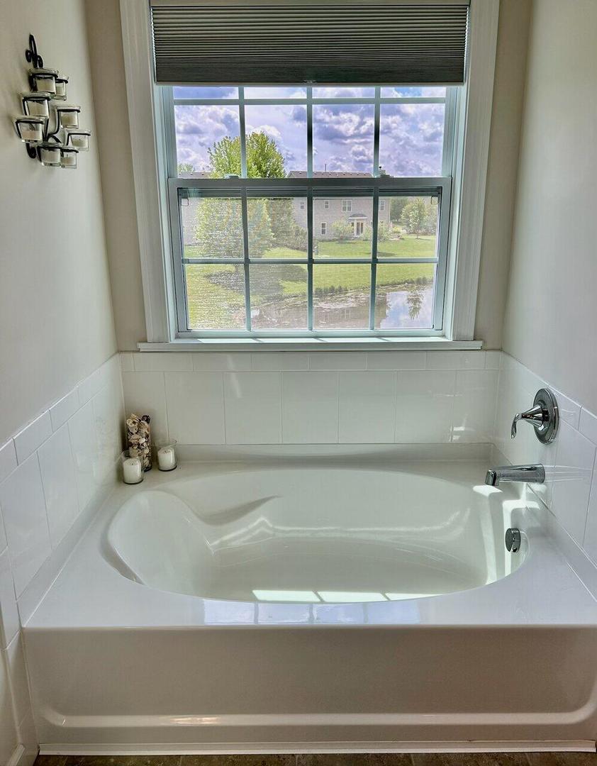 1109 Nottingham Road Sycamore, IL 60178 - Photo 12 of 27