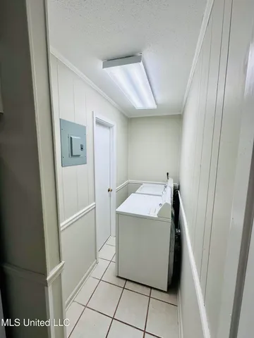 $162,000 | 211 Barbara Circle, Ocean Springs, MS 39564