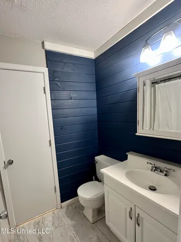 $162,000 | 211 Barbara Circle, Ocean Springs, MS 39564