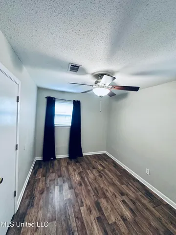 $162,000 | 211 Barbara Circle, Ocean Springs, MS 39564