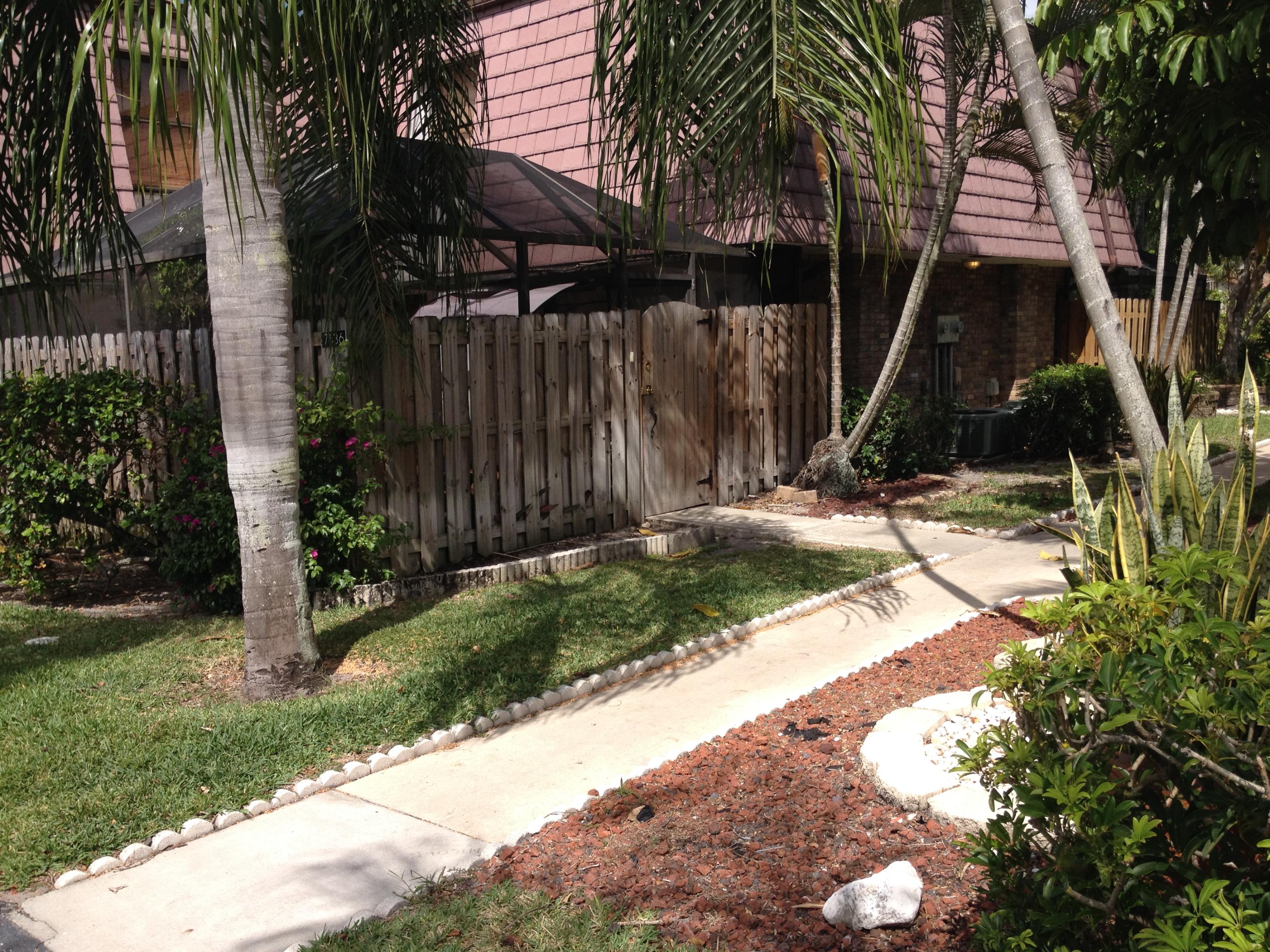 7636 Courtyard Run West, Unit 110 Boca Raton, FL 33433 - Photo 1 of 16 exterior